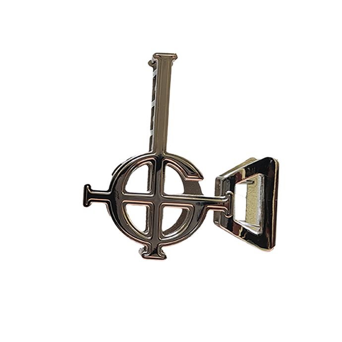 This unique Ghost Grucifix Hair Clip features the iconic Grucifix symbol. This durable claw clip for a secure and comfortable hold Perfect for everyday wear, concerts, or collector’s displays.